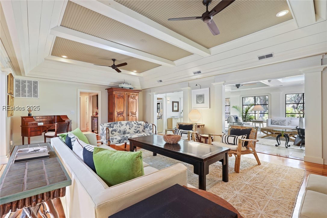 5 Audubon Place