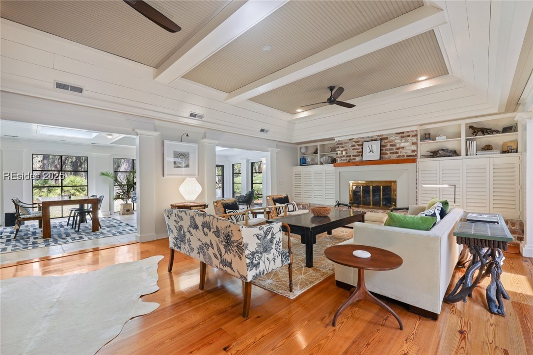 5 Audubon Place