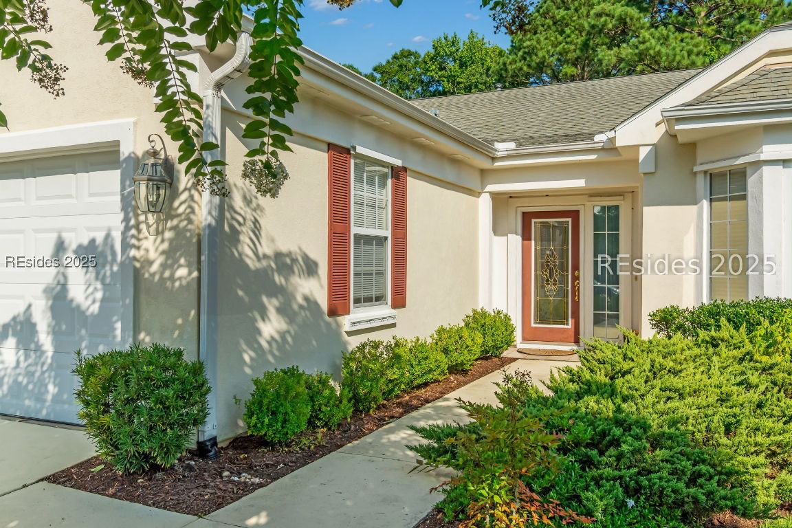 28 Candlelight Lane