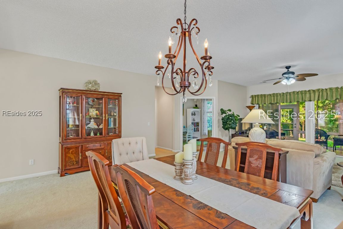 28 Candlelight Lane