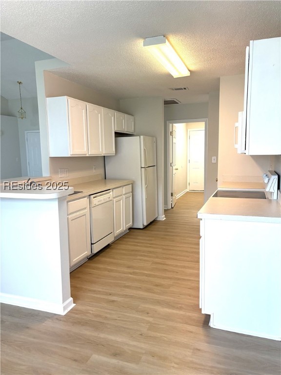 8 Kenton Ct