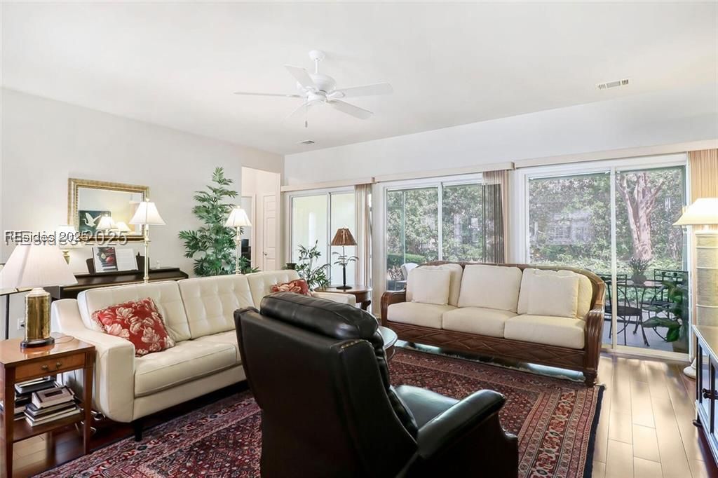 9 Seaford Place