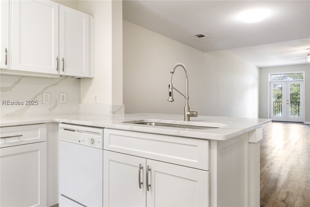 14 Johnston Way Unit: G