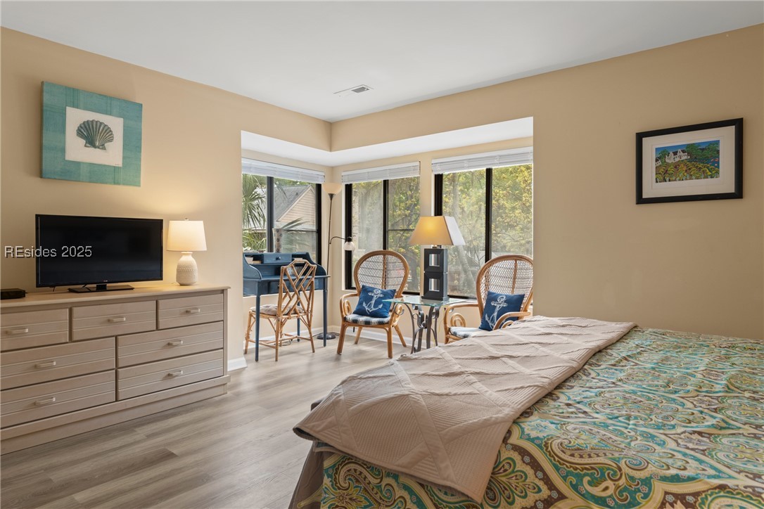 125 Shipyard Drive Unit: 149