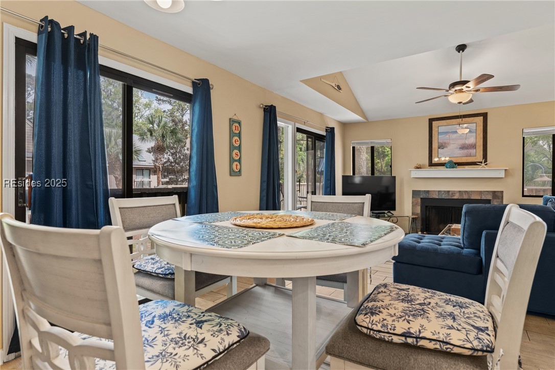 125 Shipyard Drive Unit: 149