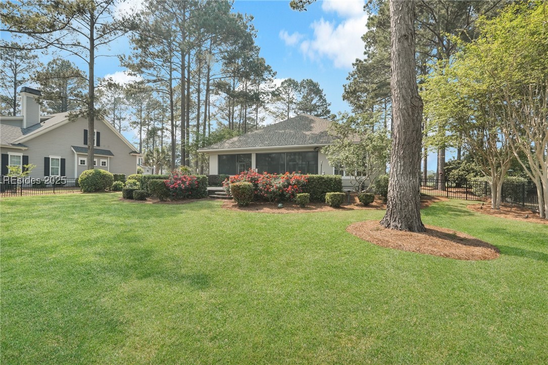 39 Hampton Hall Boulevard