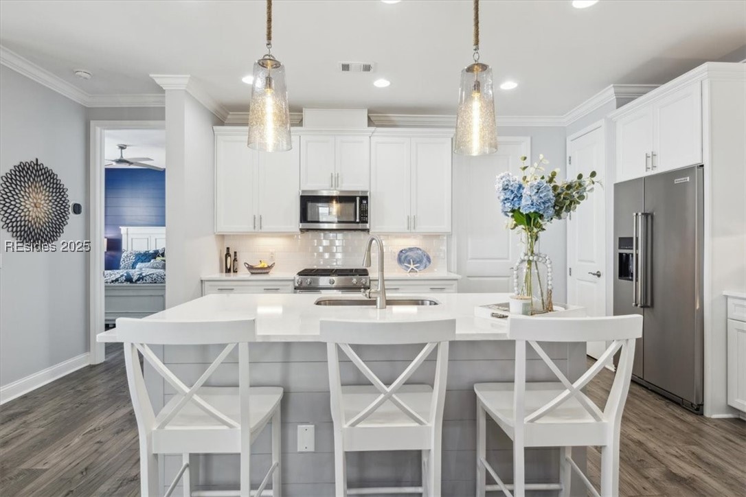 200 Sandbar Lane Unit: 101
