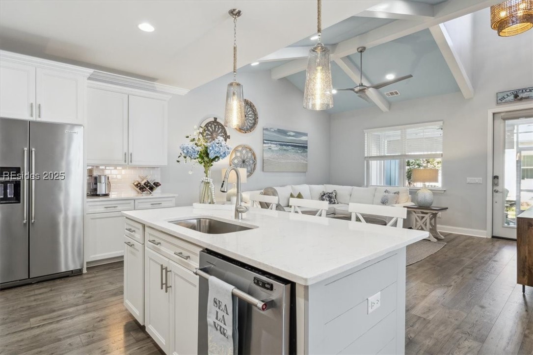 200 Sandbar Lane Unit: 101