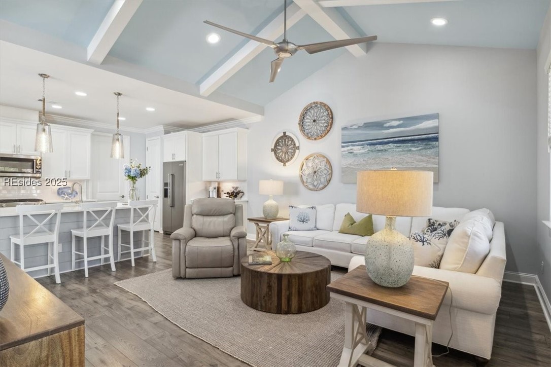 200 Sandbar Lane Unit: 101