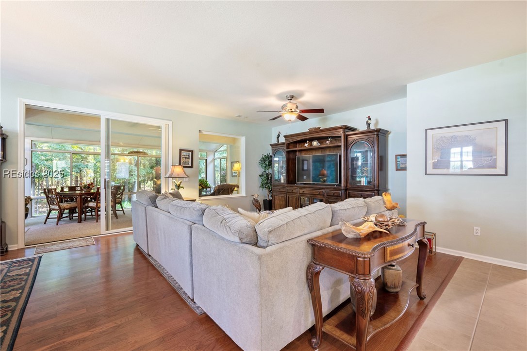 221 Hampton Circle