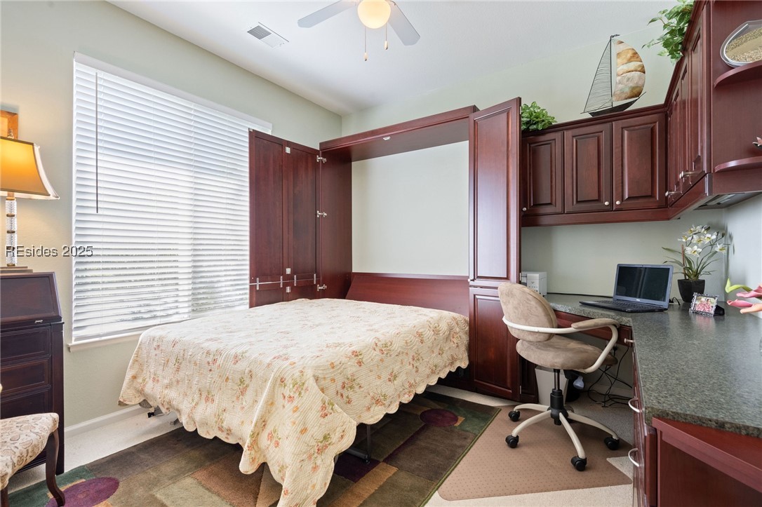 221 Hampton Circle