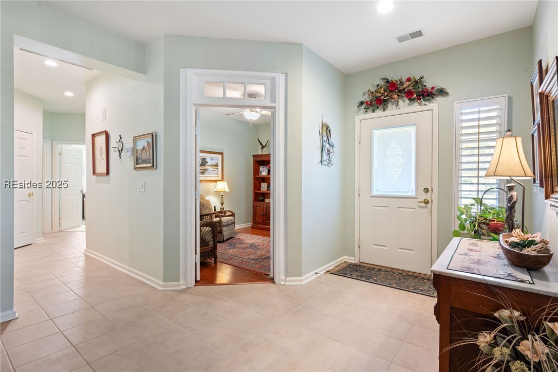 221 Hampton Circle