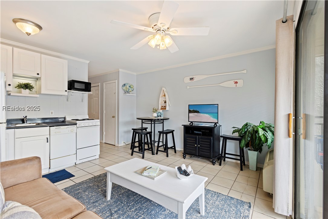 23 S Forest Beach Unit: 139