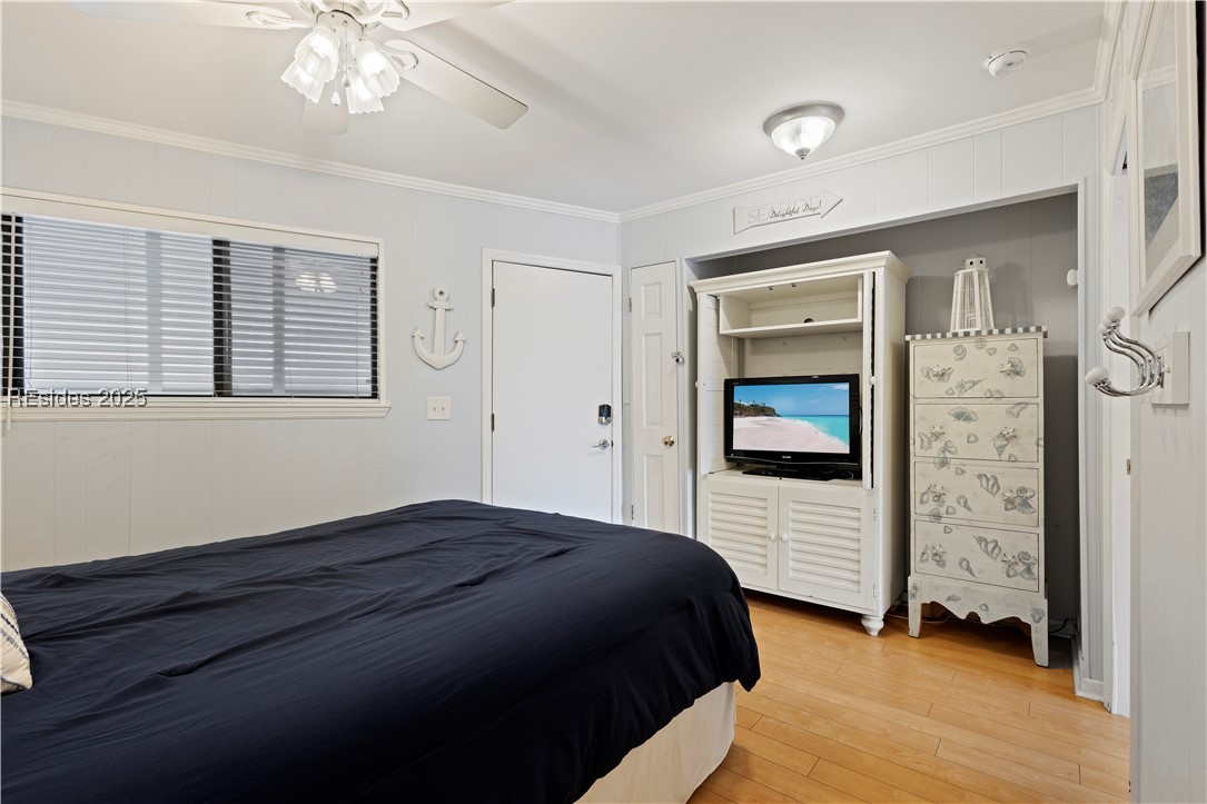 23 S Forest Beach Unit: 139