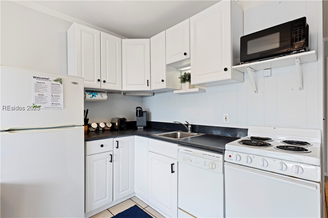 23 S Forest Beach Unit: 139