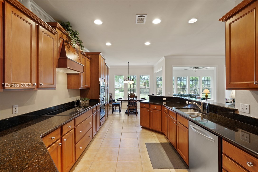17 Camilla Pink Court