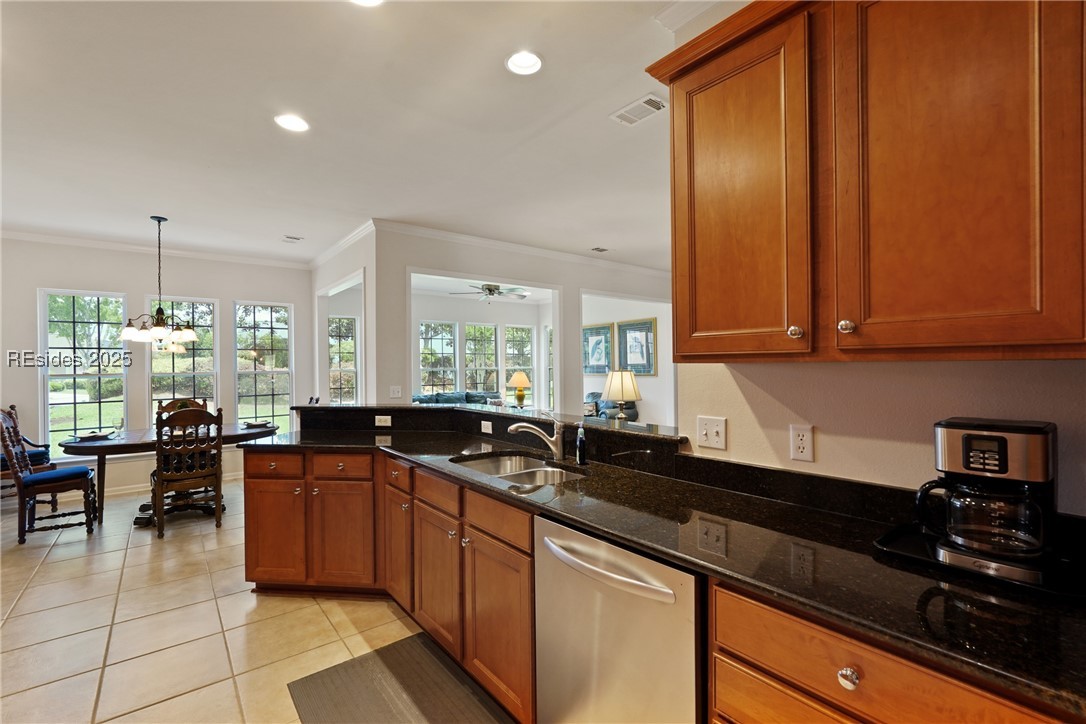 17 Camilla Pink Court