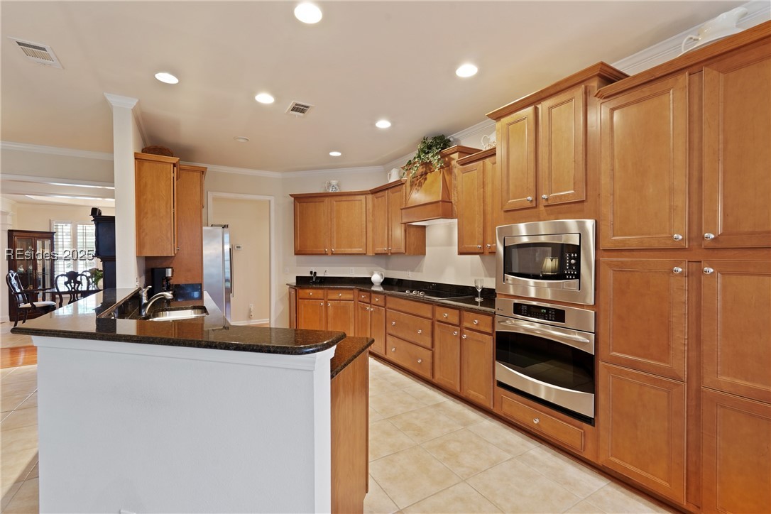 17 Camilla Pink Court