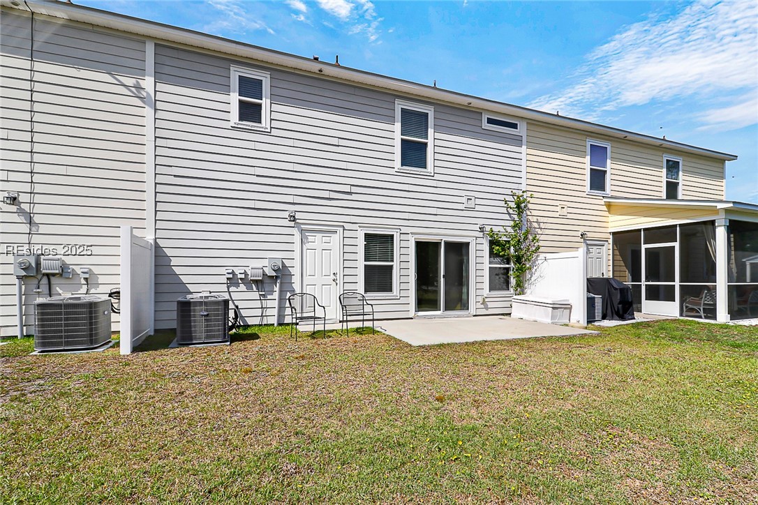 93 Plumgrass Street