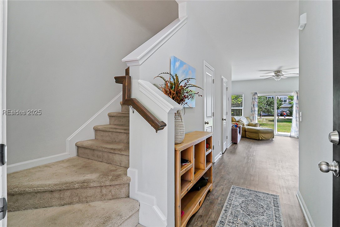 93 Plumgrass Street