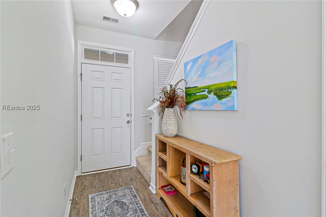 93 Plumgrass Street