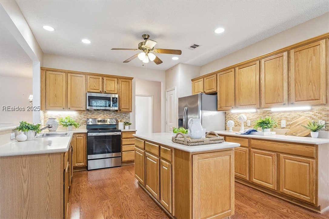 6 Pinyon Drive