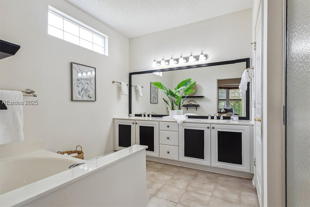 6 Pinyon Drive