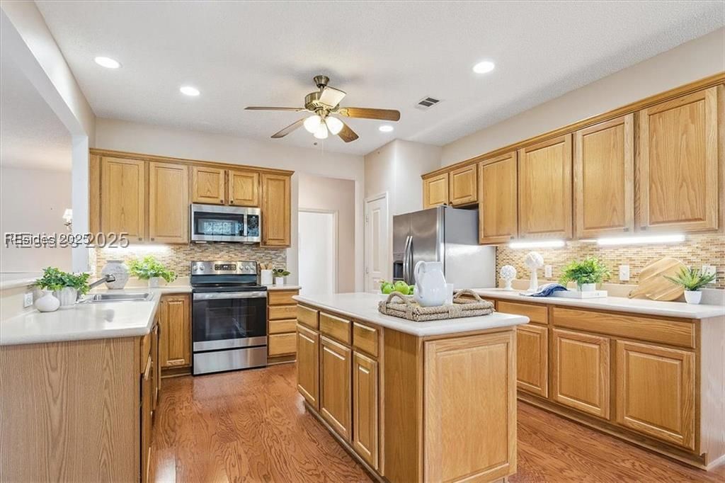 6 Pinyon Drive