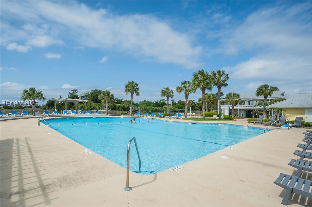 2 Ebb Tide Court