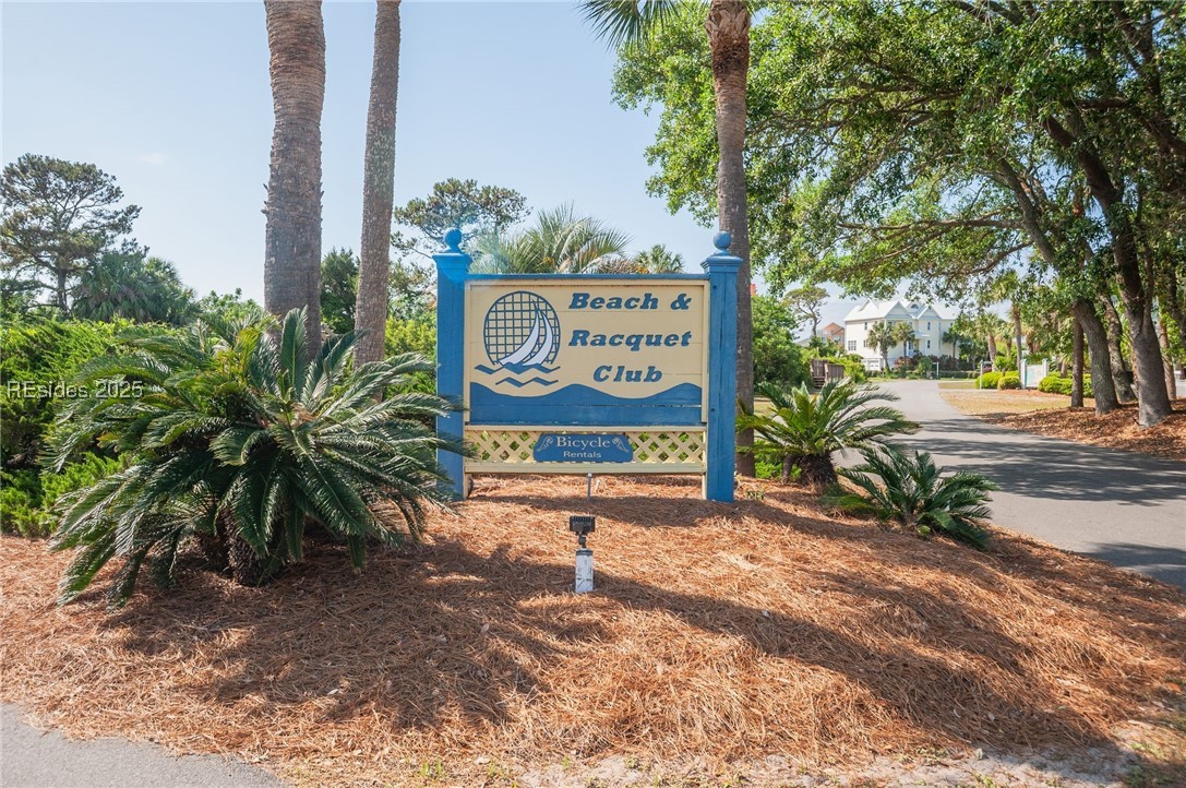 2 Ebb Tide Court