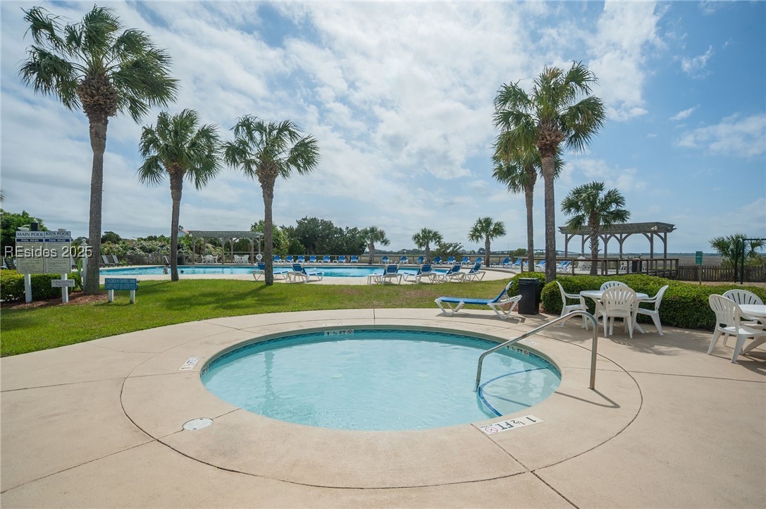 2 Ebb Tide Court