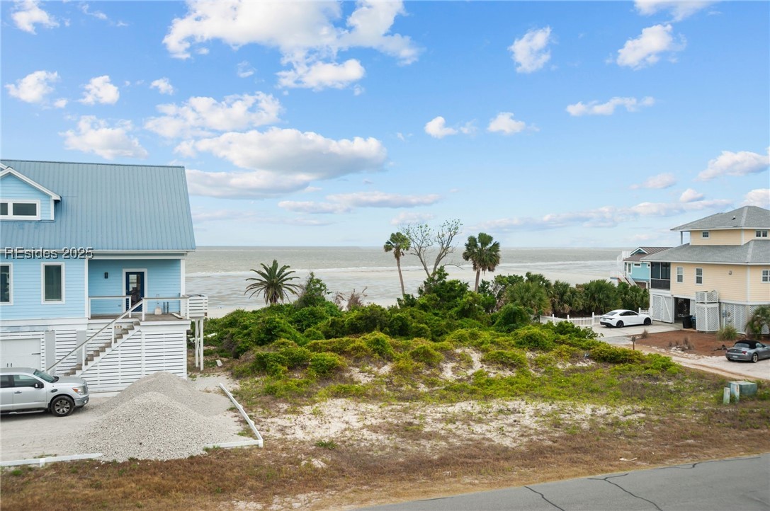 2 Ebb Tide Court