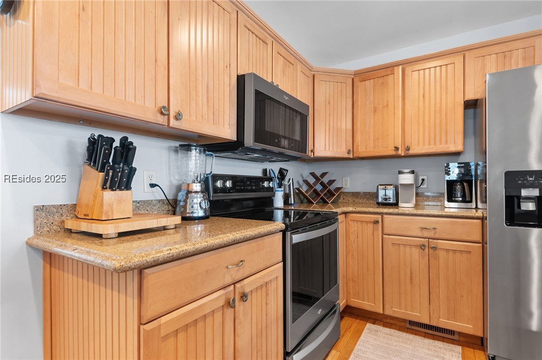 2 Ebb Tide Court