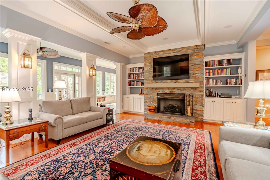 29 Crosstree Drive