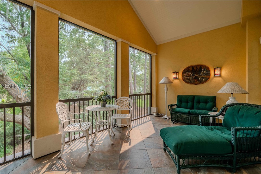 29 Crosstree Drive