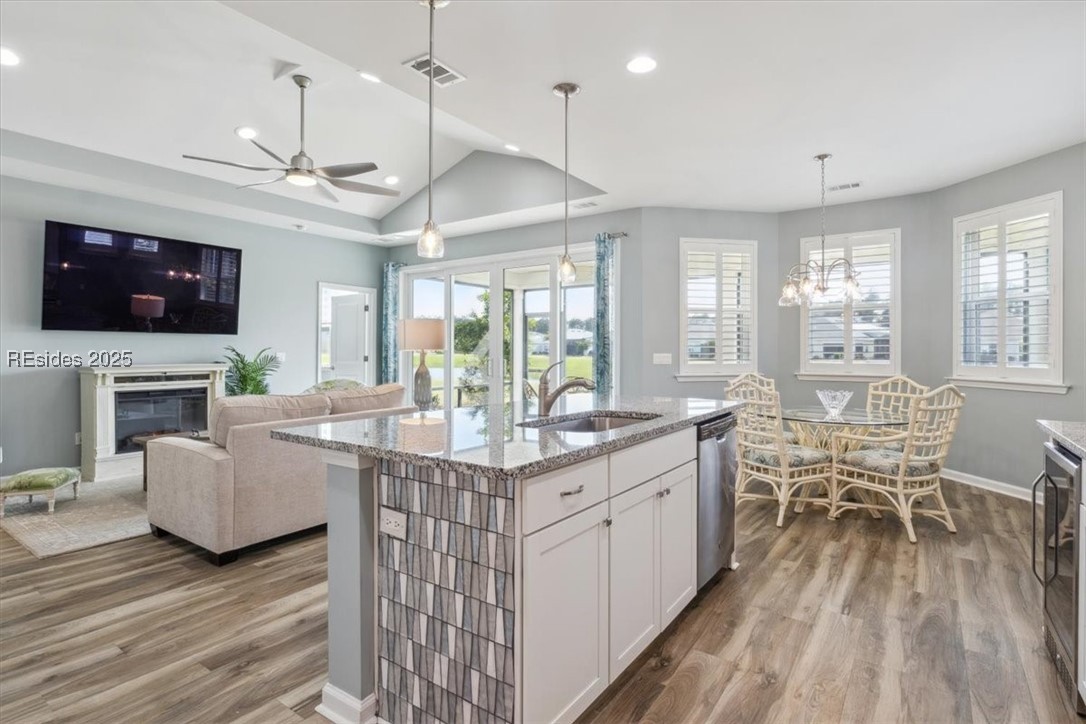 623 Coral Reef Way