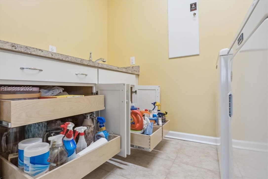 623 Coral Reef Way