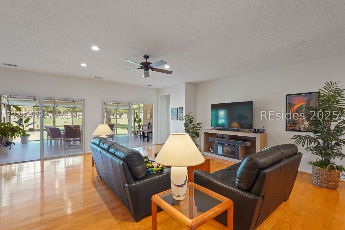 23 Penny Creek Drive