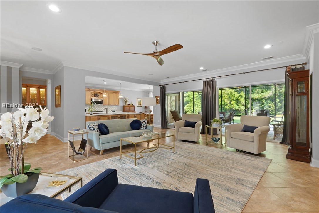 7 Fairforest Lane