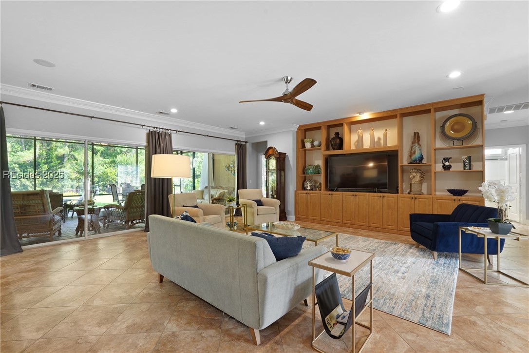 7 Fairforest Lane