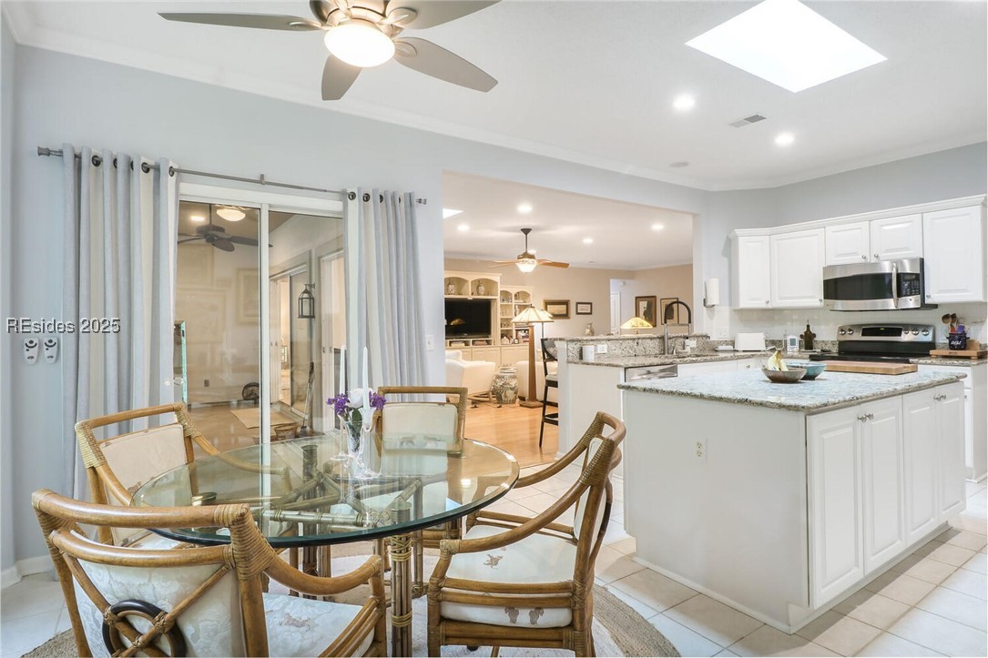 34 Stratford Village Way