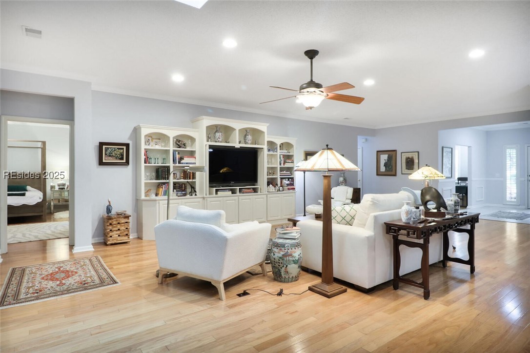 34 Stratford Village Way