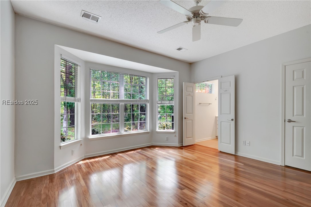 23 Raven Lane