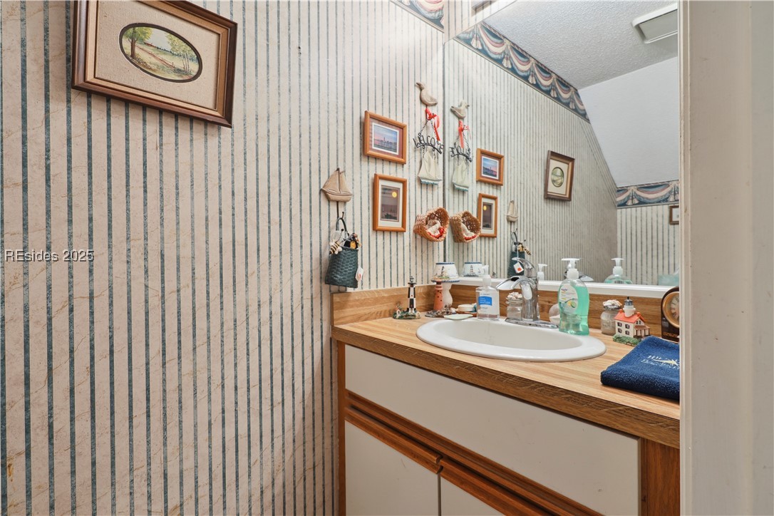 96 Mathews Drive Unit: 159