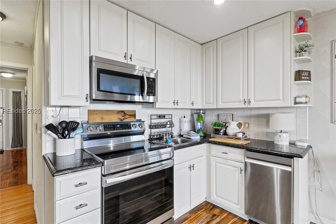 40 Folly Field Road Unit: 204