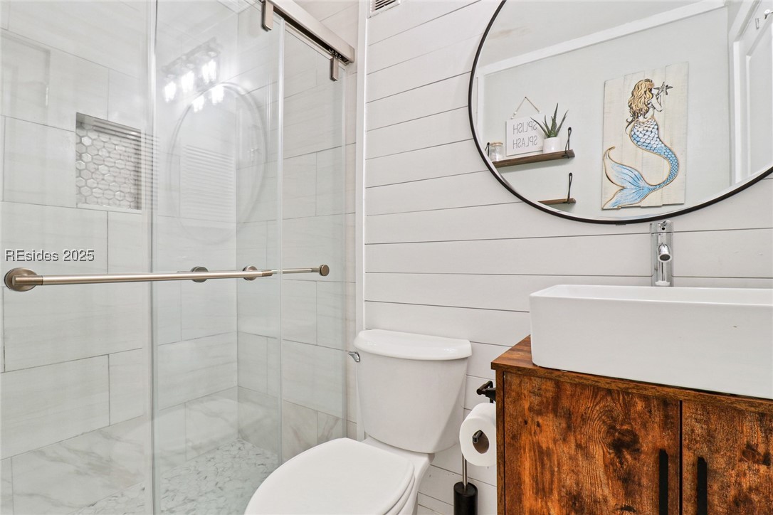 40 Folly Field Road Unit: 204