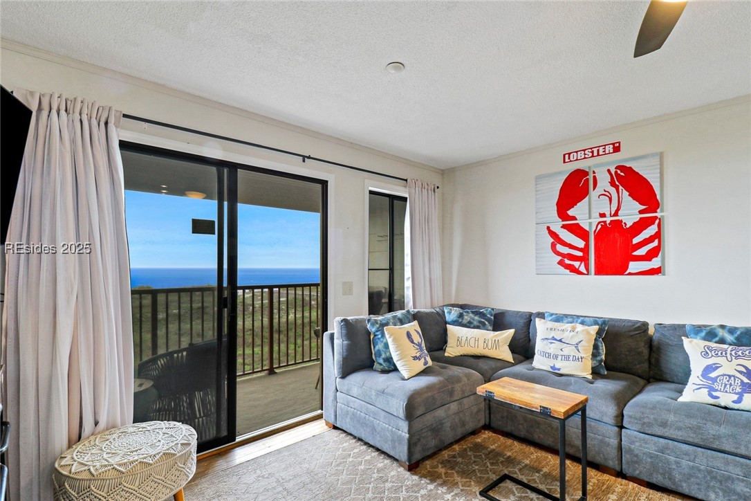 40 Folly Field Road Unit: 204
