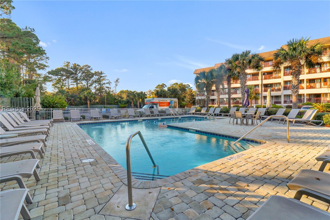 40 Folly Field Road Unit: 204