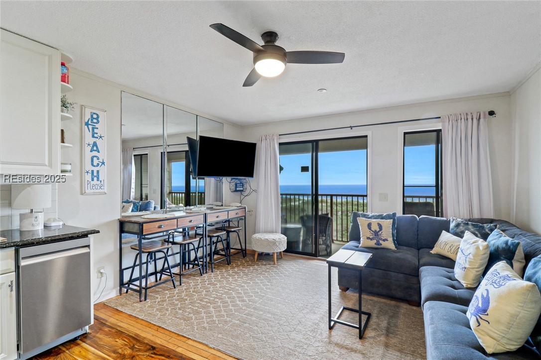 40 Folly Field Road Unit: 204