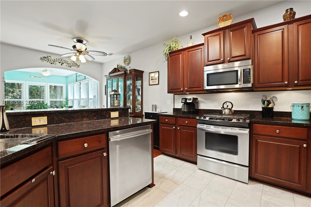 904 SW Serenity Point Drive